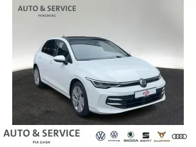 Gebraucht VW Golf VIII Life 116 PS (85 kW) 2024 Weiß Limousine