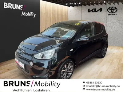Gebraucht Hyundai i10 Passion Plus 87 PS (63 kW) 2019 Schwarz Kleinwagen