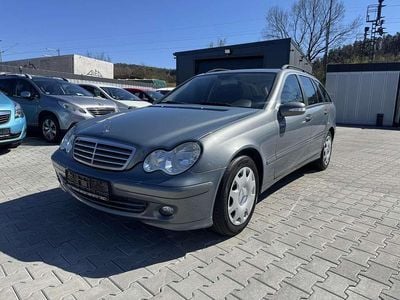 Gebraucht Mercedes C180 143 PS (105 kW) 2007 Grau Kombi