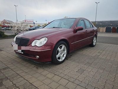 Gebraucht Mercedes C240 Avantgarde 170 PS (125 kW) 2003 Rot Limousine