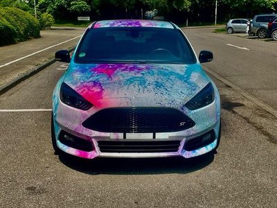 Gebraucht Ford Focus ST 150 PS (110 kW) 2017 Weiß Limousine