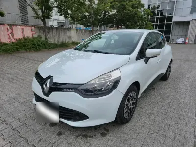 Gebraucht Renault Clio 75 PS (55 kW) 2014 Weiß Kleinwagen