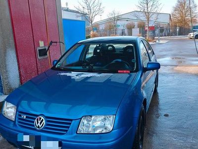 Second-hand VW Bora Trendline 150 CP (110 kW) 2000 Albastru Berlinǎ