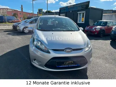 Gebraucht Ford Fiesta Trend 97 PS (71 kW) 2009 Silber Limousine