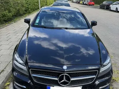 Gebraucht Mercedes CLS350 265 PS (194 kW) 2011 Schwarz Limousine