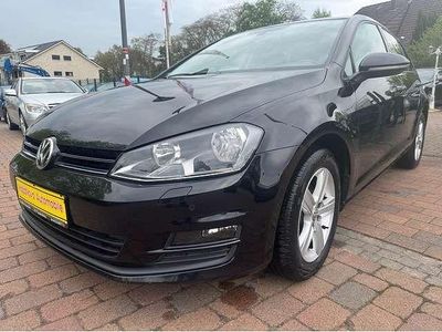 Gebraucht VW Golf VII Comfortline 105 PS (77 kW) 2013 Deep black perleffekt Limousine