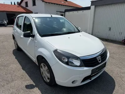 Gebraucht Dacia Sandero Ambiance 75 PS (55 kW) 2011 Limousine
