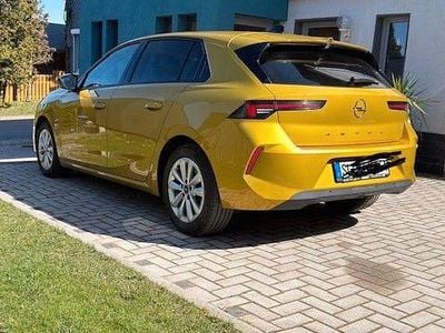 Usata Opel Astra Enjoy 110 CV (80 kW) 2023 Oro Berlina