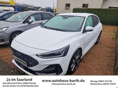 Gebraucht Ford Focus ST 280 PS (205 kW) 2024 Frost weiß Limousine