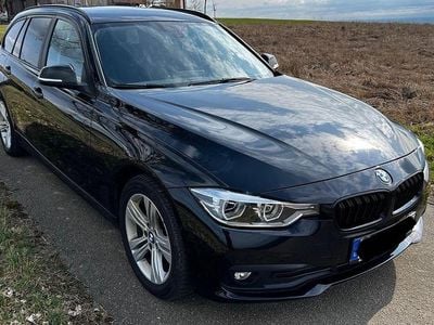 Gebraucht BMW 320 Advantage 190 PS (139 kW) 2019 Schwarz Kombi