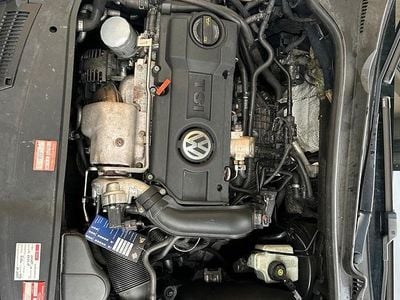 Second-hand VW Golf V 122 CP (89 kW) 2009 Albastru Break