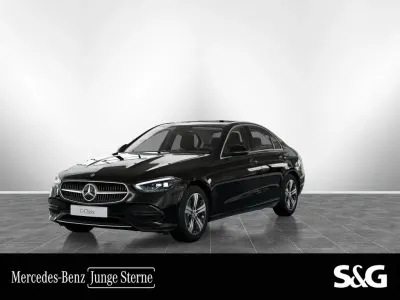 Gebraucht Mercedes C180 170 PS (125 kW) 2025 Metalliclack obsidianschwarz Limousine