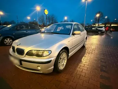 Gebraucht BMW 320 170 PS (125 kW) 2002 Silber Limousine
