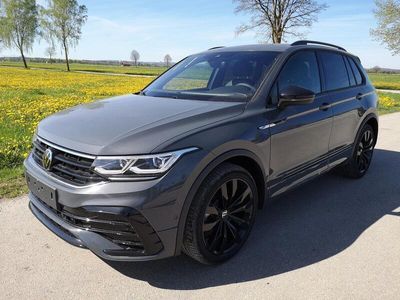 gebraucht VW Tiguan 2.0 TDI R-Line DSG 4Motion Black Matrix AHK GV5