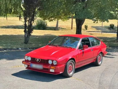 Gebraucht Alfa Romeo GTV 158 PS (116 kW) 1984 Rot Coupé