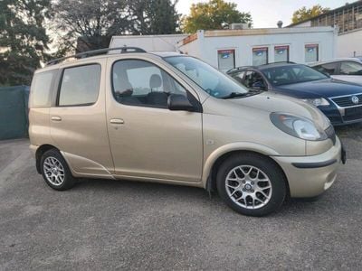 Toyota Yaris Verso