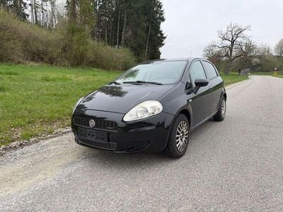Gebraucht Fiat Grande Punto Dynamic 95 PS (69 kW) 2009 Schwarz Kleinwagen