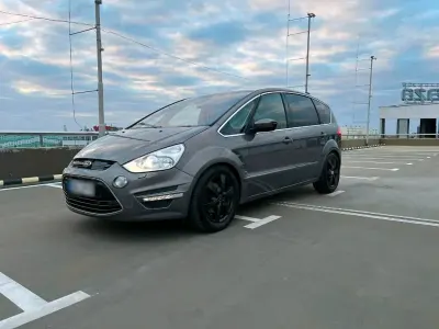 Second-hand Ford S-MAX S 200 CP (147 kW) 2013 Monovolum