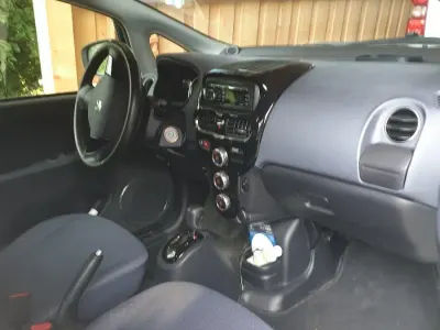 Gebraucht Peugeot iON 36 kW (49 PS) 2016 Weiß Kleinwagen