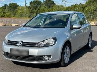 Gebraucht VW Golf VI 122 PS (89 kW) 2008 Silber Kleinwagen