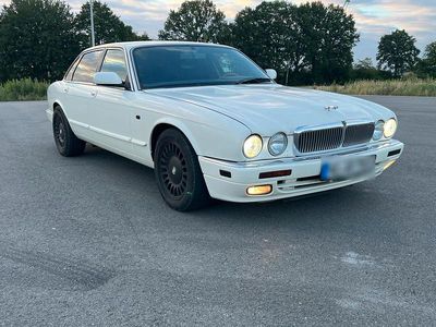 Second-hand Jaguar XJ6 Executive 218 CP (160 kW) 1997 Alb Berlinǎ