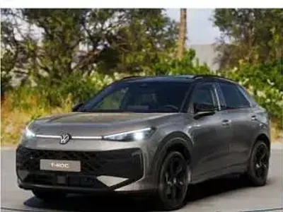 Neu VW T-Roc R-line 150 PS (110 kW) 2026 Schwarz (wolf grey metallic) SUV