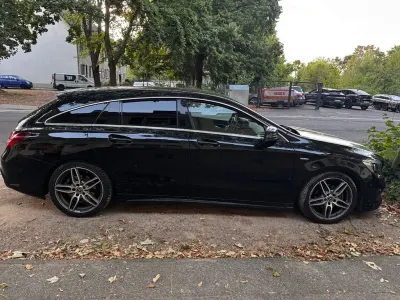 Gebraucht Mercedes CLA200 Shooting Brake 136 PS (100 kW) 2018 Schwarz Kombi