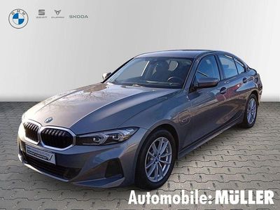 Grau Gebraucht 2022 BMW 320e Sport Line Limousine | 29.950 € (Fairer Preis)