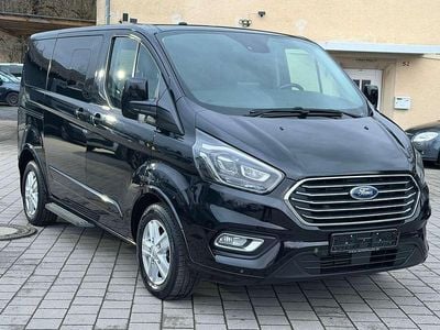 Gebraucht Ford Tourneo Titanium 185 PS (136 kW) 2020 Schwarz Van / Kleinbus