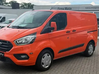 Gebraucht Ford Transit Custom Trend 131 PS (96 kW) 2020 Weiß Van / Kleinbus