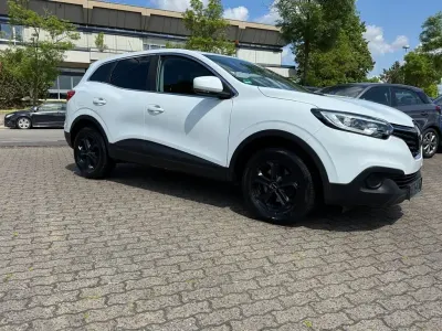 Gebraucht Renault Kadjar Life 140 PS (102 kW) 2018 Weiß SUV