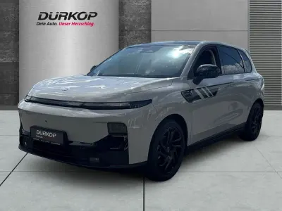 Neu Leapmotor B10 160 kW (218 PS) 2026 Grau SUV