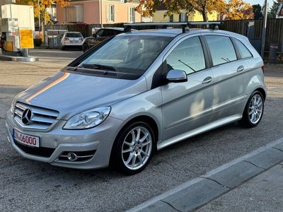 Mercedes B200