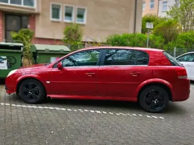 Brugt Opel Signum 107 HK (78 kW) 2007 Rød Hatchback