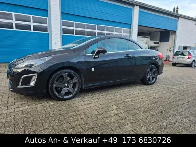 Gebraucht Peugeot 308 CC Roland Garros 156 PS (114 kW) 2012 Schwarz Cabrio