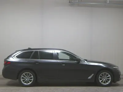 Brugt BMW 520 Performance 190 HK (139 kW) 2023 Grå Stationcar
