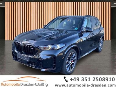 Gebraucht BMW X5 M M Sport 530 PS (389 kW) 2024 Black sapphire metallic SUV