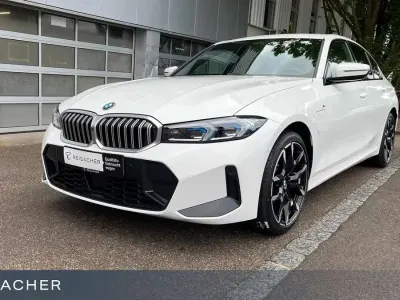 Gebraucht BMW 330e M Sport 292 PS (214 kW) 2025 Alpinweiß uni Limousine