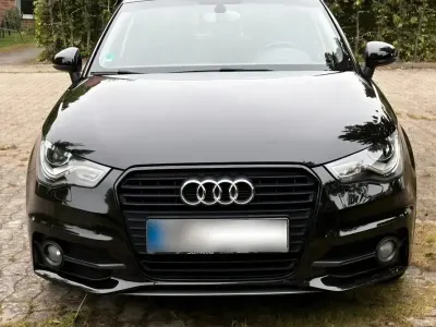 Gebraucht Audi A1 Ambiente 86 PS (63 kW) 2015 Schwarz Kleinwagen