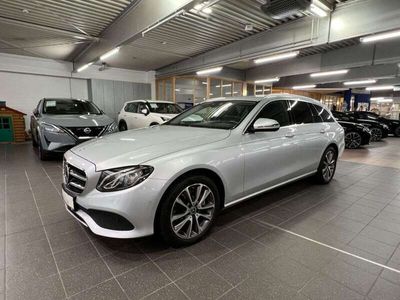 gebraucht Mercedes E220 d 4Matic Avantgarde AHK Wide 3Zonen KomfortFW Navi