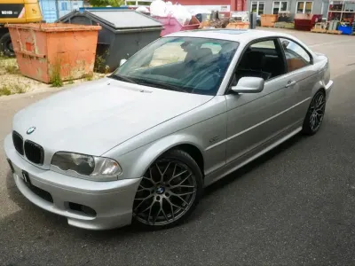 Gebraucht BMW 330 M Sport 231 PS (169 kW) 2001 Silber Coupé