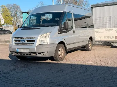 Gebraucht Ford Transit Tourneo 125 PS (91 kW) 2013 Silber Van / Kleinbus