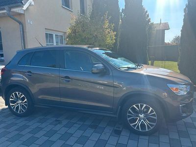 Usata Mitsubishi ASX 116 CV (85 kW) 2016 Marrone SUV