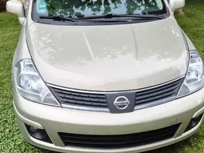 Gebraucht Nissan Tiida 110 PS (80 kW) 2008 Limousine