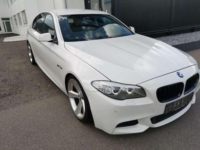 Gebraucht BMW 523 Sport Line 204 PS (150 kW) 2011 Alpinaweiss Limousine