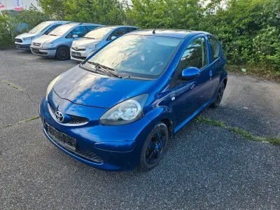 Gebraucht Toyota Aygo 68 PS (50 kW) 2007 Blau Kleinwagen