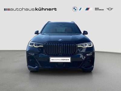 Gebraucht BMW X7 M Sport 340 PS (250 kW) 2021 Carbonschwarz metallic SUV