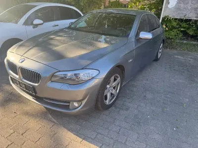 Usata BMW 525 204 CV (150 kW) 2010 Grigio Berlina