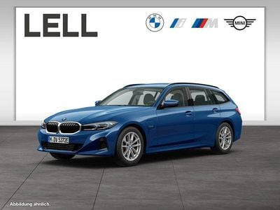 Gebraucht BMW 320e 163 PS (119 kW) 2022 Blau Kombi