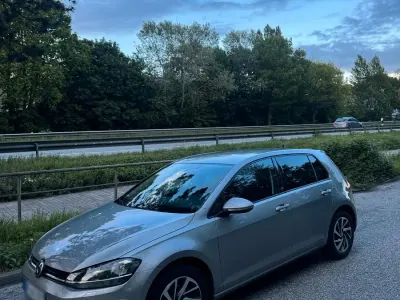 Gebraucht VW Golf VII 150 PS (110 kW) 2018 Grau Kleinwagen